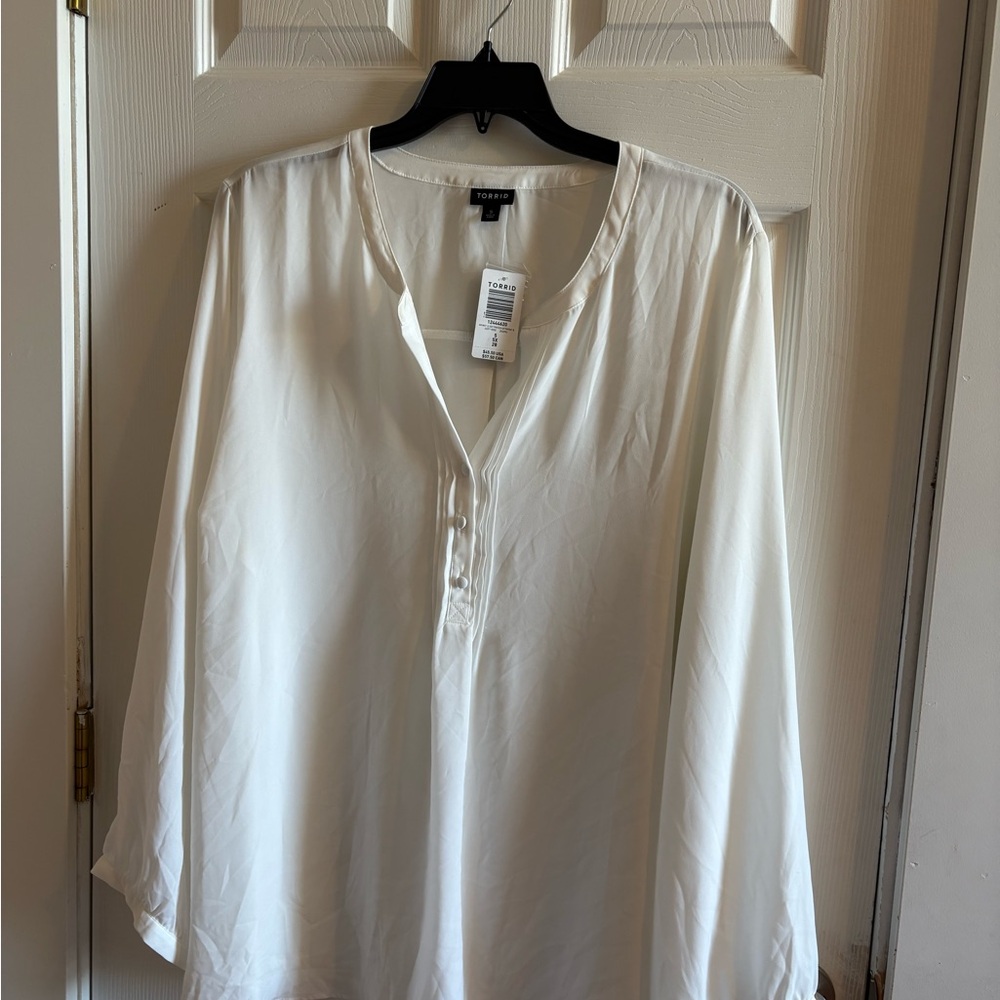 Torrid Cream V-Neck Blouse